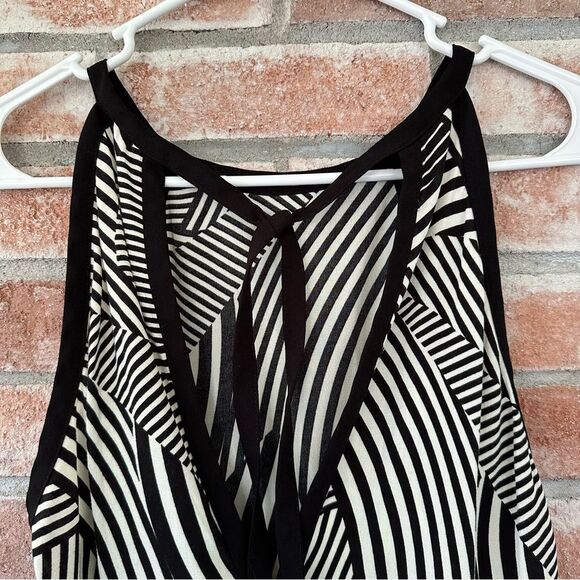 Zara Abstract Striped Tie Back Tank Top NEW Women’s XS Black White - Picture 8 of 9